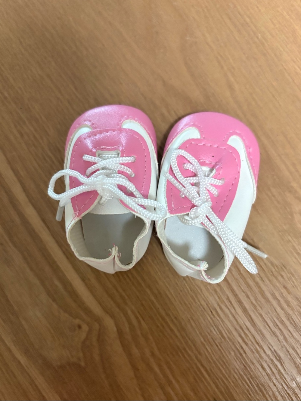 Pink and White 18in doll Tennis Shoes.
